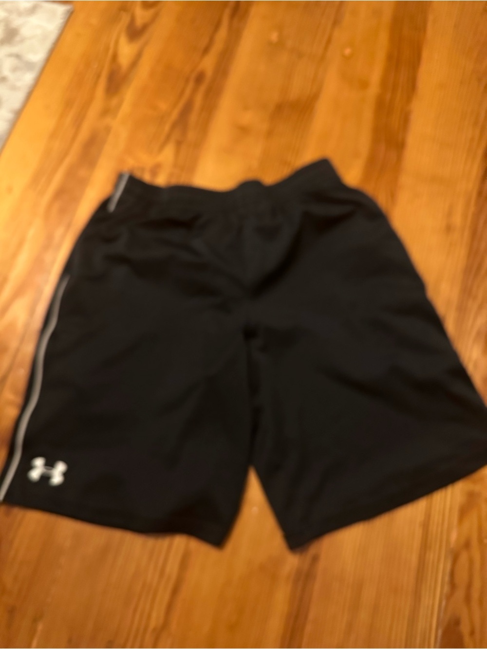 Under Armour Youth Large Black Performance Shorts